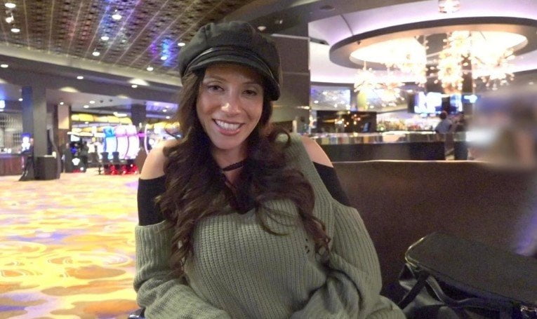 BangRealMILFs &#8211; Ariella Ferrera, Flashes And Fucks In Las Vegas, PervTube.net