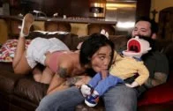 FamilyHookUps – Bella Luna