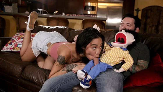 FamilyHookups – Honey Gold – Letting My Fake Niece Down, PervTube.net