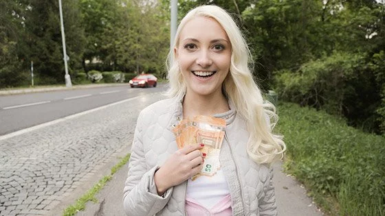 PublicAgent – Helena Moeller – Horny tourist hungry for Czech cock, PervTube.net