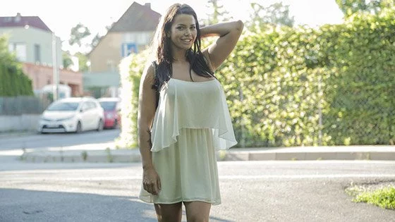 PublicAgent – Chloe Lamour – Big boobs jizzed on for cash, PervTube.net