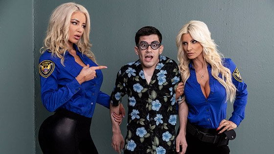 BrazzersExxtra &#8211; Brittany Andrews And Nicolette Shea &#8211; Fucking His Way Into The U.S.A., PervTube.net