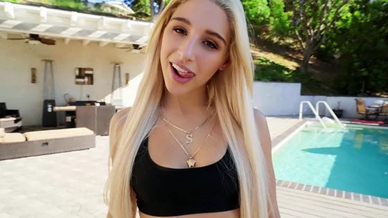 PublicPickUps – Abella Danger – Meeting Abella Danger, PervTube.net