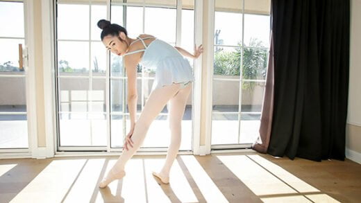 LittleAsians – Eva Yi, Angelic Ballerina Bang
