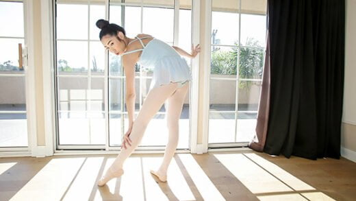 LittleAsians - Eva Yi, Angelic Ballerina Bang