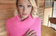 DadCrush – Sunny Soleil – Unwrap Me For Christmas