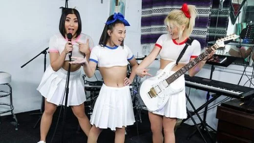 BFFS – Emerald Loves, Kimmy Kim And Sofia Su – Talented Korean Cuties