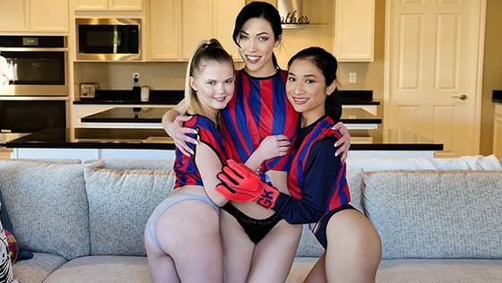 BFFs &#8211; Coco Lovelock, Avery Black And Diana Grace &#8211; Thanking Our Coach As A Team, PervTube.net