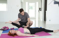 MommyBlowsBest – Lauren Phillips – Yoga Class