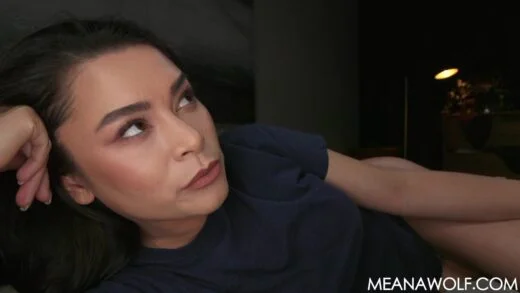 ManyVids – Meana Wolf – Family Reunion