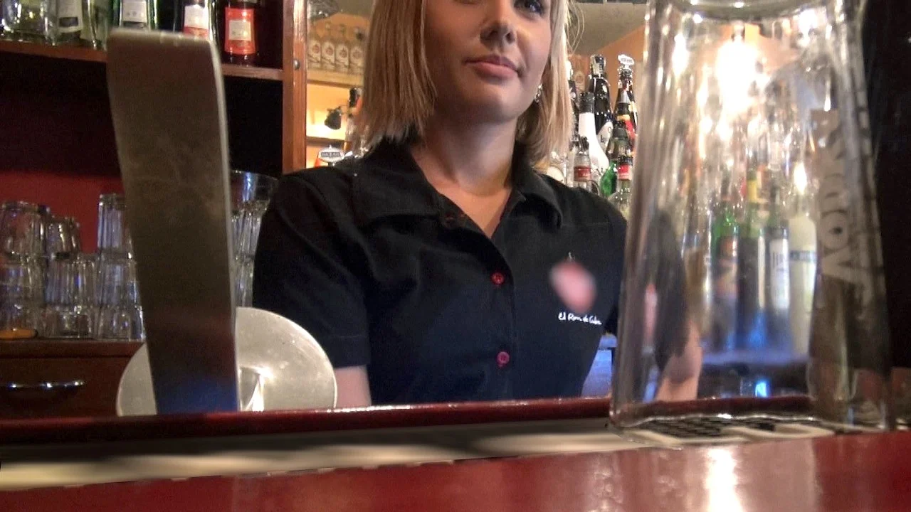 PublicPickUps – Rihanna Samuel – Barmaid Got Laid, PervTube.net