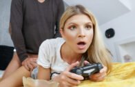 ExxxtraSmall – Gina Gerson – Gamer Girl Focus