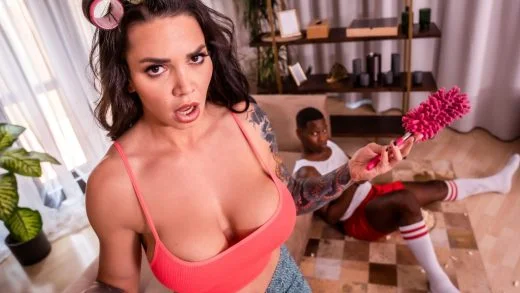 MomXXX – Chloe Lamour – Big Tits Stepmom Just Too Damn Sexy