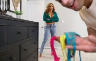 MomsBoyToy – Barbie Feels – Fucking The Thief