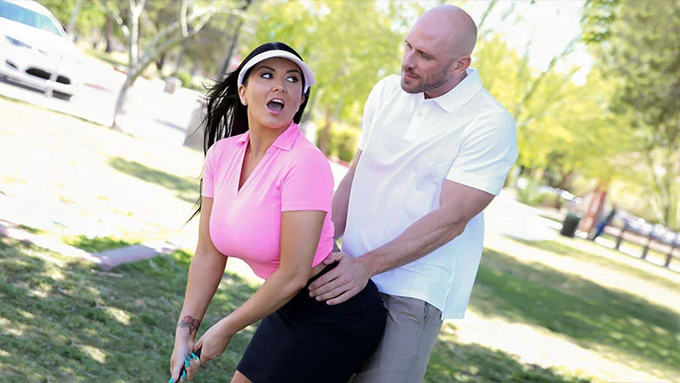 MylfXBang – Romi Rain – Big Grip, PervTube.net