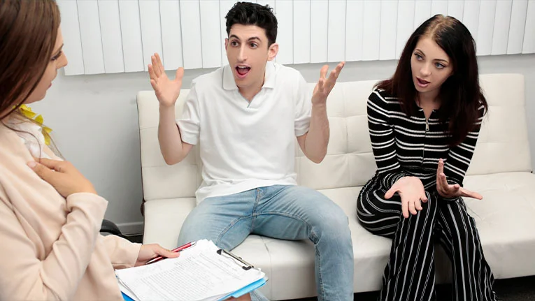 PervTherapy – Kenzie Love And Corra Cox – Getting Extra Comfy, PervTube.net