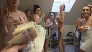 CzechStreets &#8211; Watching Girls Taking Shower Part 2, PervTube.net