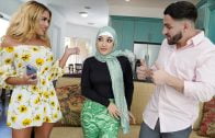 HijabHookup – Vivianne DeSilva And Violet Gems – Giving In To The Urges