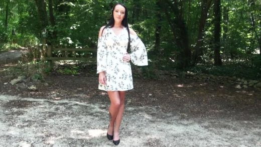 JacquieEtMichelTV – Carolina – 30, Ignites The Forest!