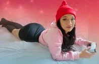 DadCrush – Sunny Soleil – Unwrap Me For Christmas