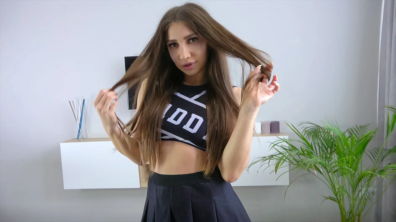 TeamSkeetXKrissKiss – Kriss Kiss – Hot Cheerleader Ass, PervTube.net