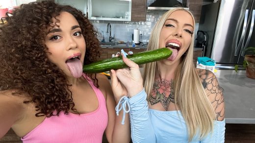 WeLiveTogether – Willow Ryder And Cassidy Luxe – Baking With Babes