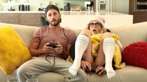 Spizoo &#8211; Janey Doe, Tattoed Bombshell Playing Games, PervTube.net